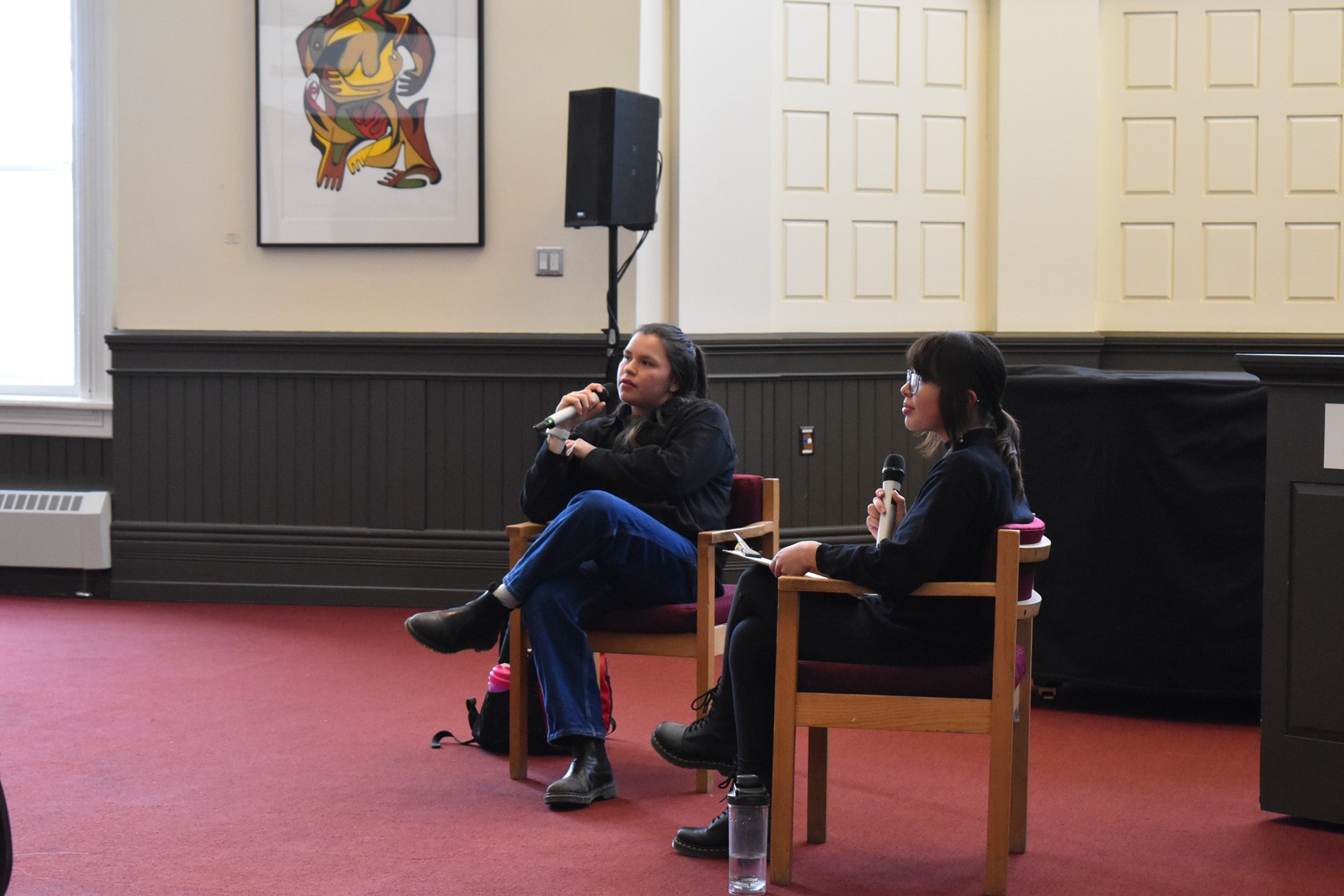 Robyn Boulanger being interviewed by Collegiate student Ryleigh Todd-Moore at a Conversations with Alumni event